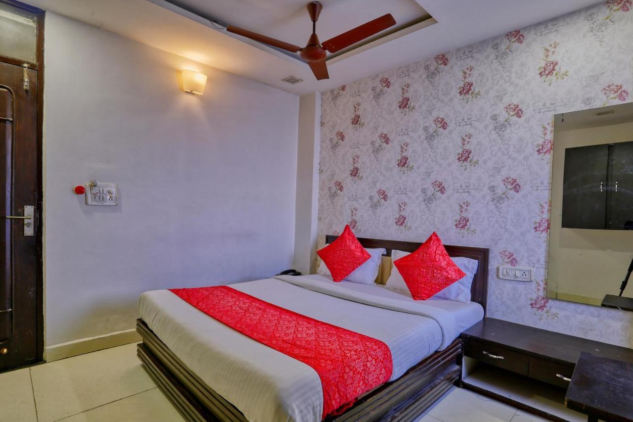 Hotel Galaxy Indore Exterior foto